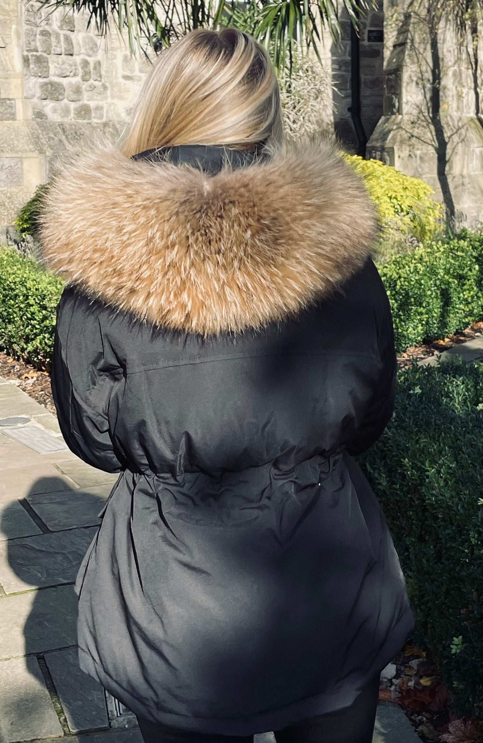 Farah black coat Natural fur FHB